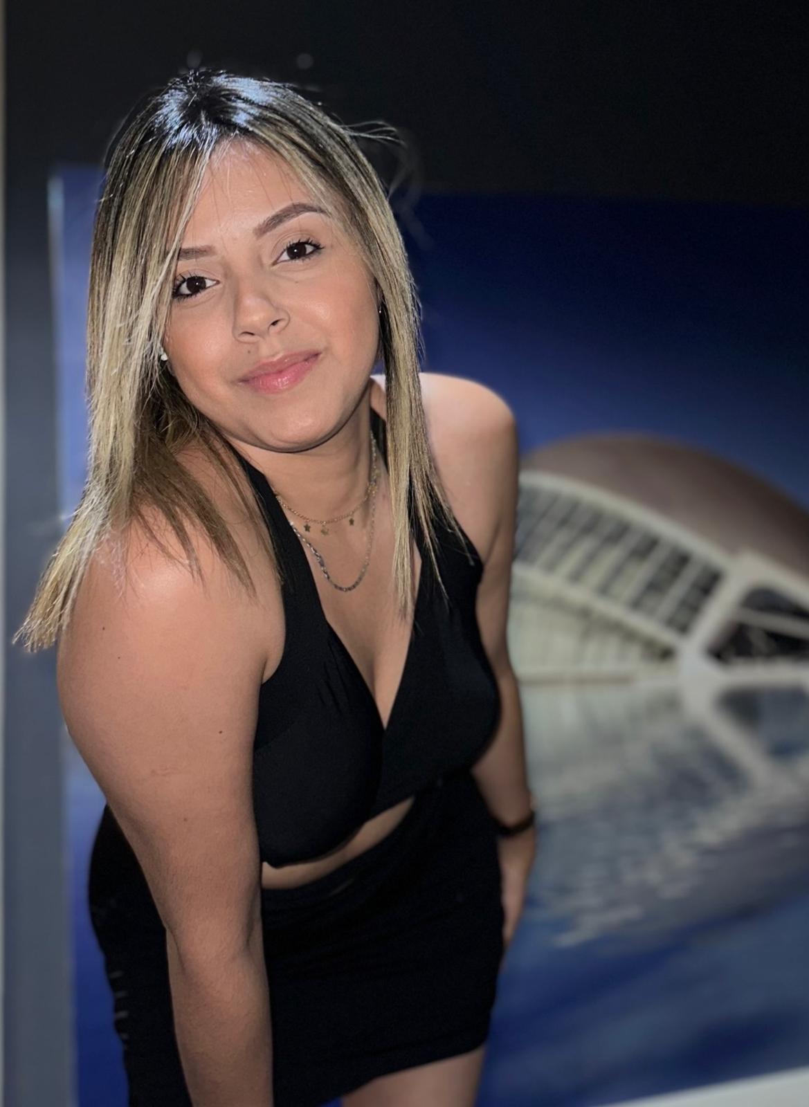 Divertida elegante y ardiente